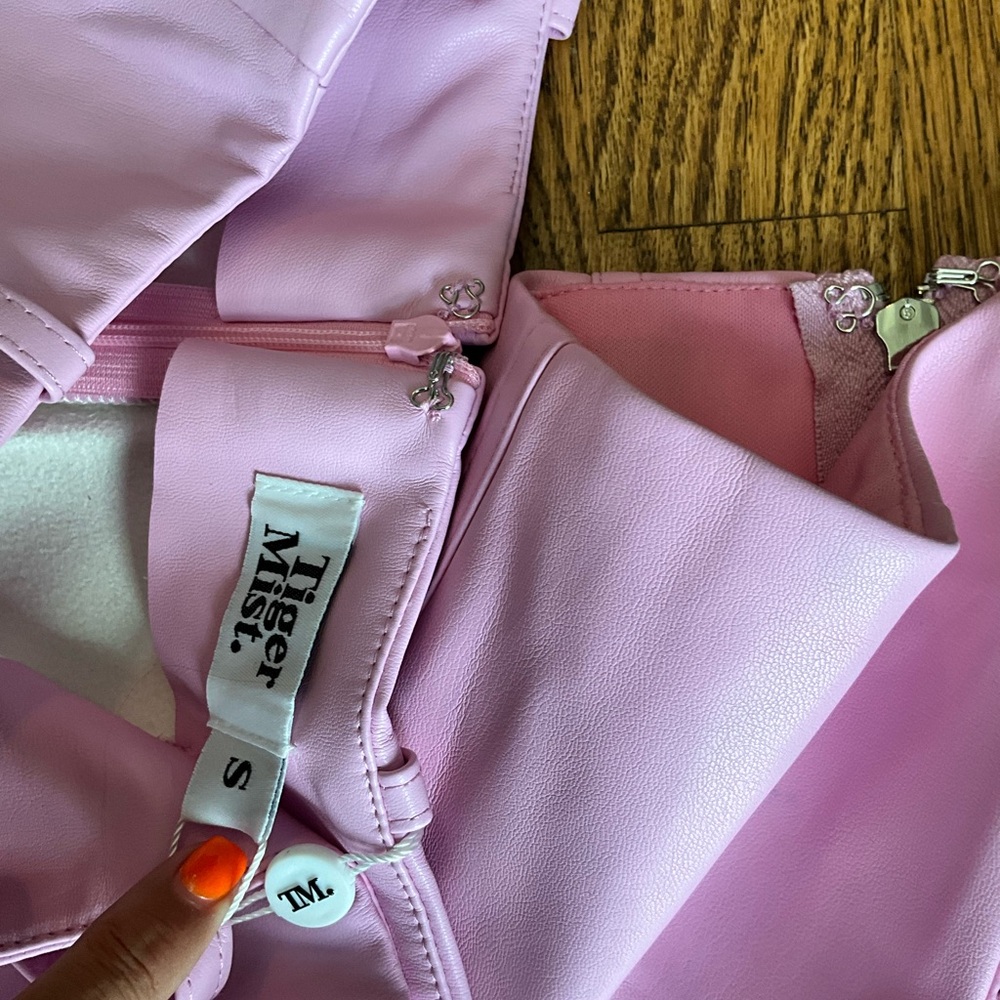 NWT Tiger Mist Pink Strapless faux leather corset top and pants - Picture 5 of 9